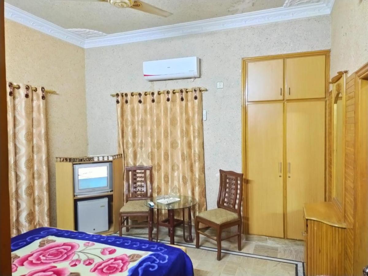 Karachi Motel Экстерьер фото