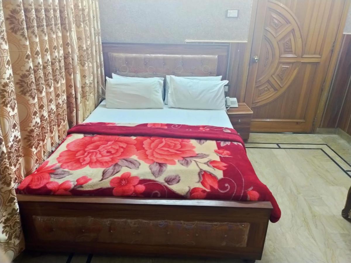 Karachi Motel Экстерьер фото