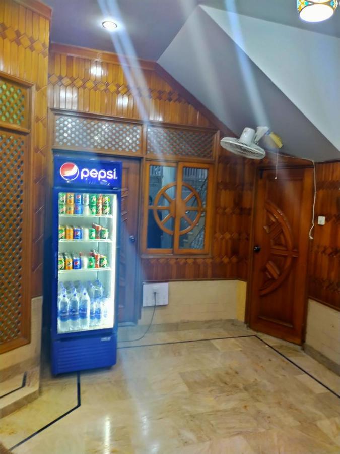 Karachi Motel Экстерьер фото