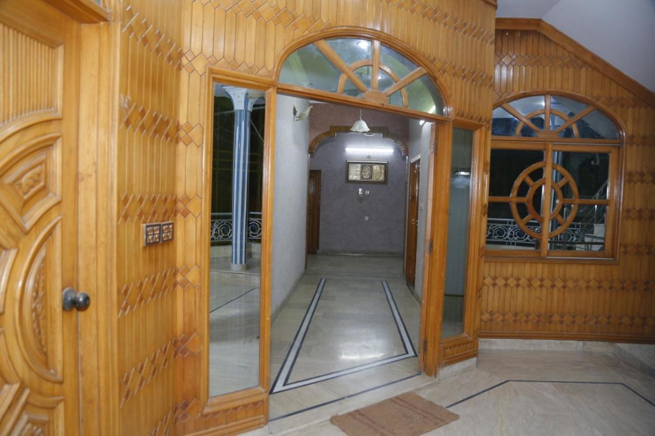 Karachi Motel Экстерьер фото